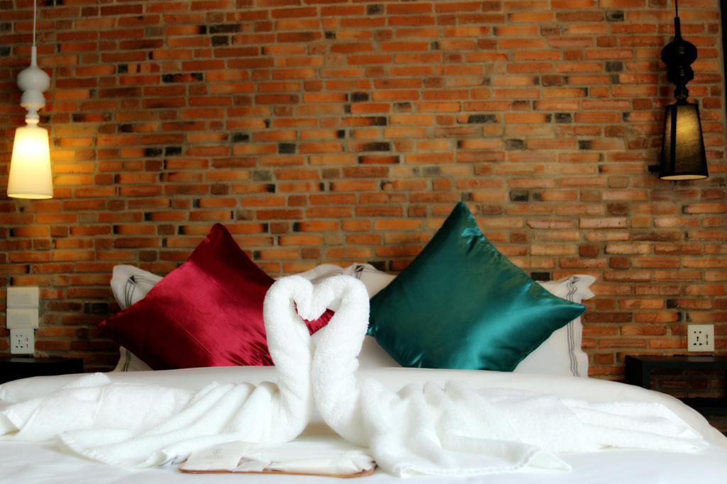 Joyful Thai Boutique Hotel Chiang Mai Exteriör bild