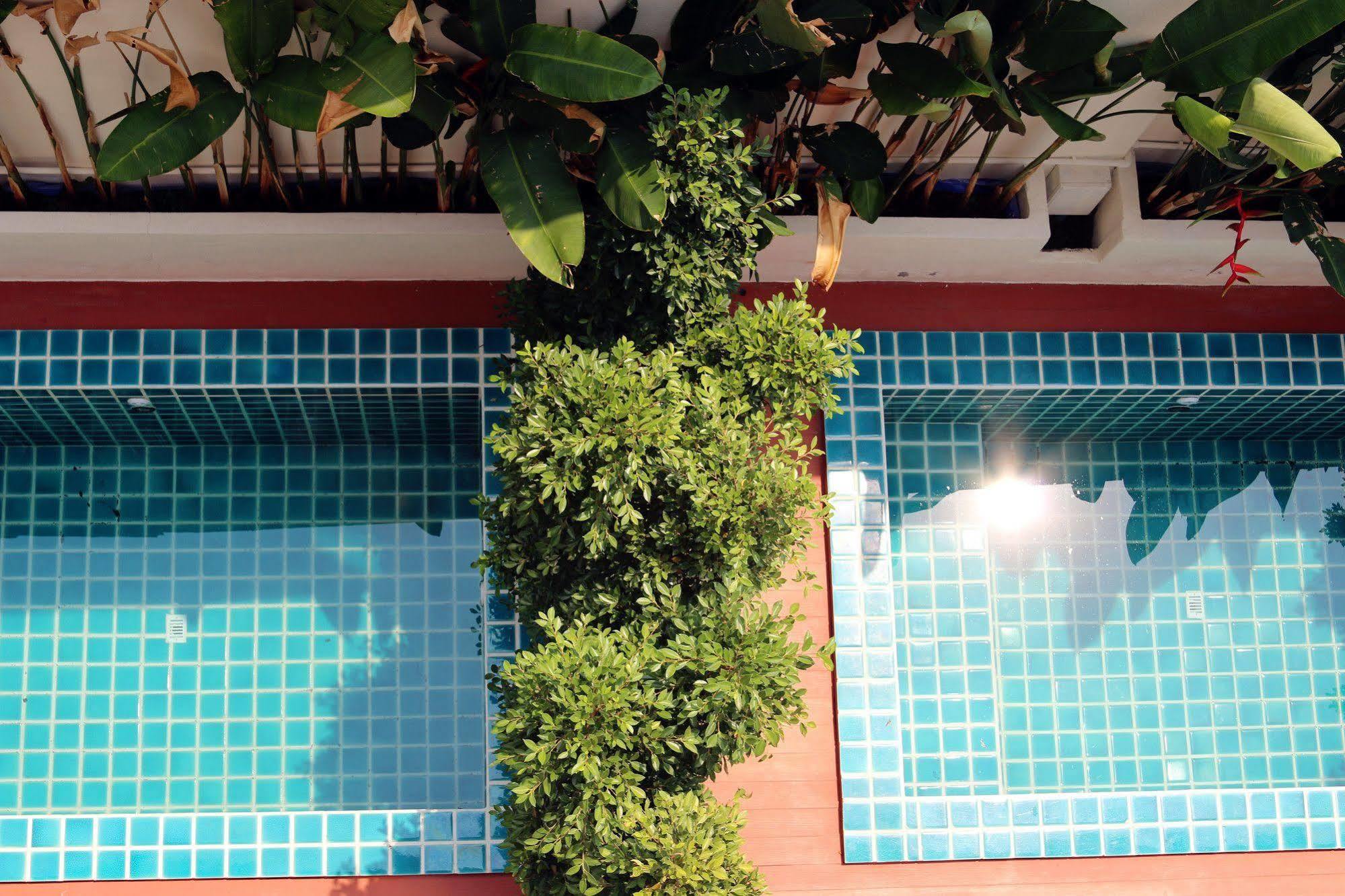 Joyful Thai Boutique Hotel Chiang Mai Exteriör bild